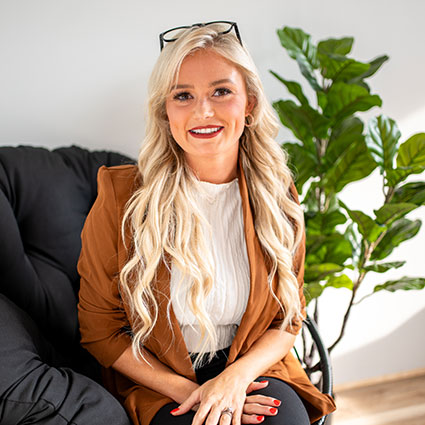 Highley Blessed Realty Agent Nikki Worstell