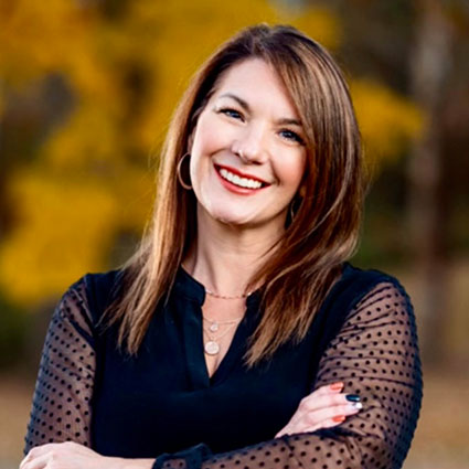 Highley Blessed Realty Agent Stephanie Cavender